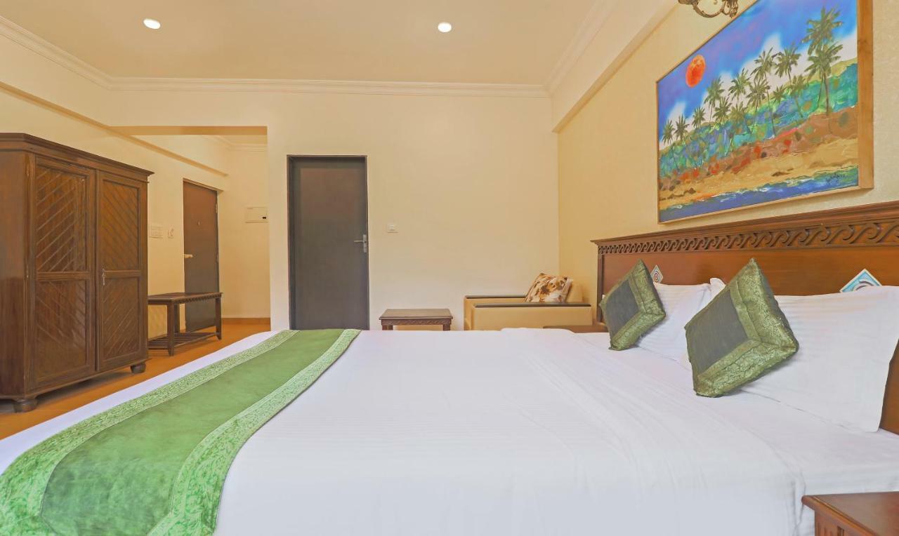 Treebo Premium Dona Eliza, 700 Metres From Calangute Beach Εξωτερικό φωτογραφία
