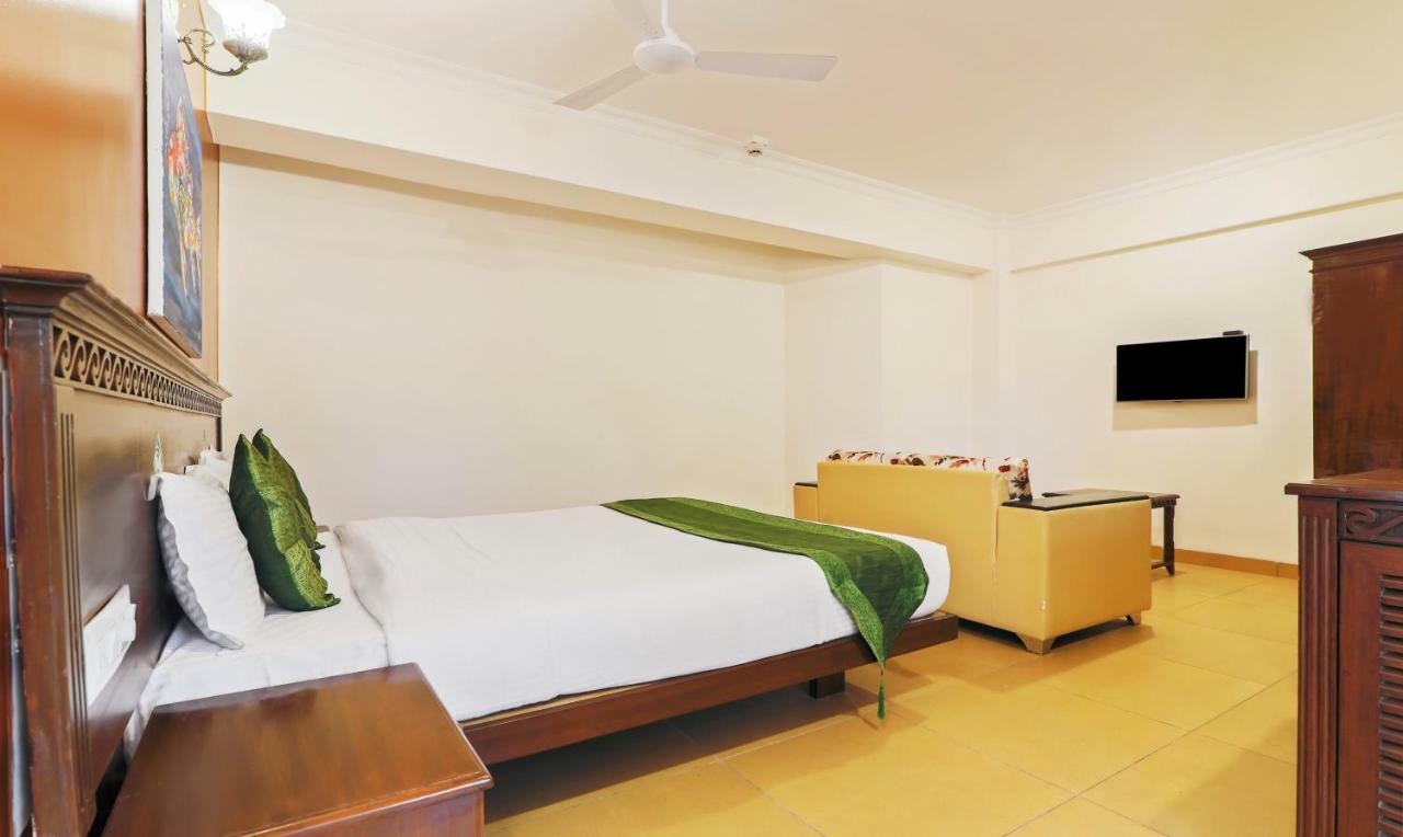 Treebo Premium Dona Eliza, 700 Metres From Calangute Beach Εξωτερικό φωτογραφία