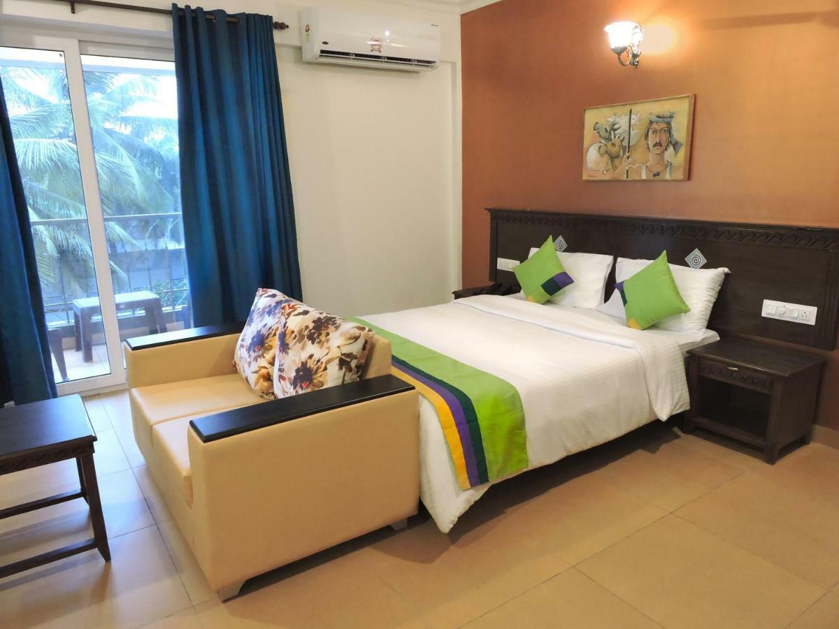 Treebo Premium Dona Eliza, 700 Metres From Calangute Beach Εξωτερικό φωτογραφία